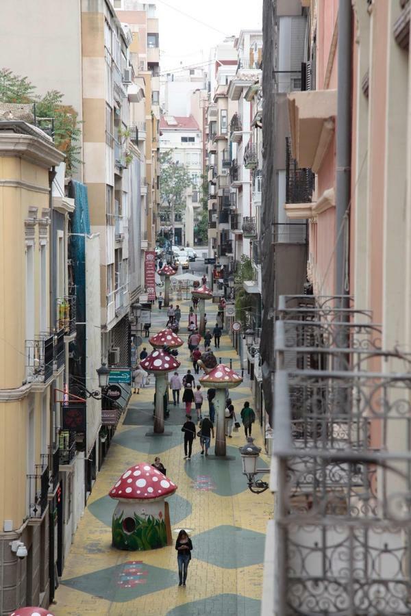 Encantador Piso Nuevo En El Centro De Alicante Exterior foto